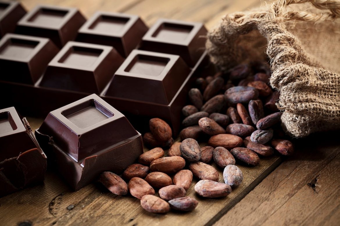 امریکائیها با مصرف هوشمندانه شکلات تلخ غلظت خون خود را از بین میبرند!
